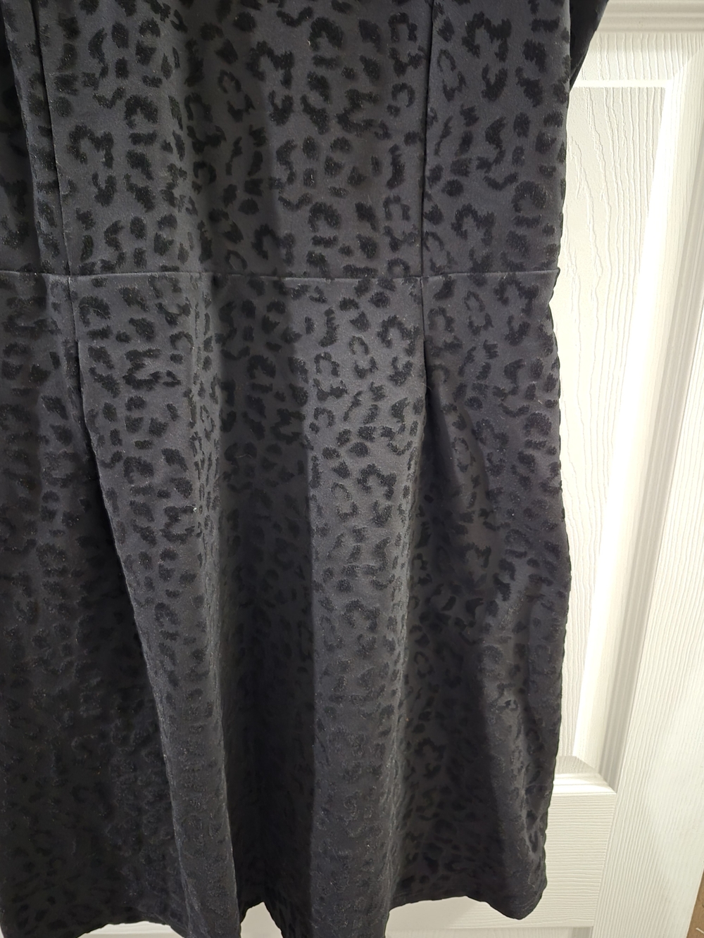 Versona Black Sleeveless Keyhole A-Line Dress - Picture 6 of 16
